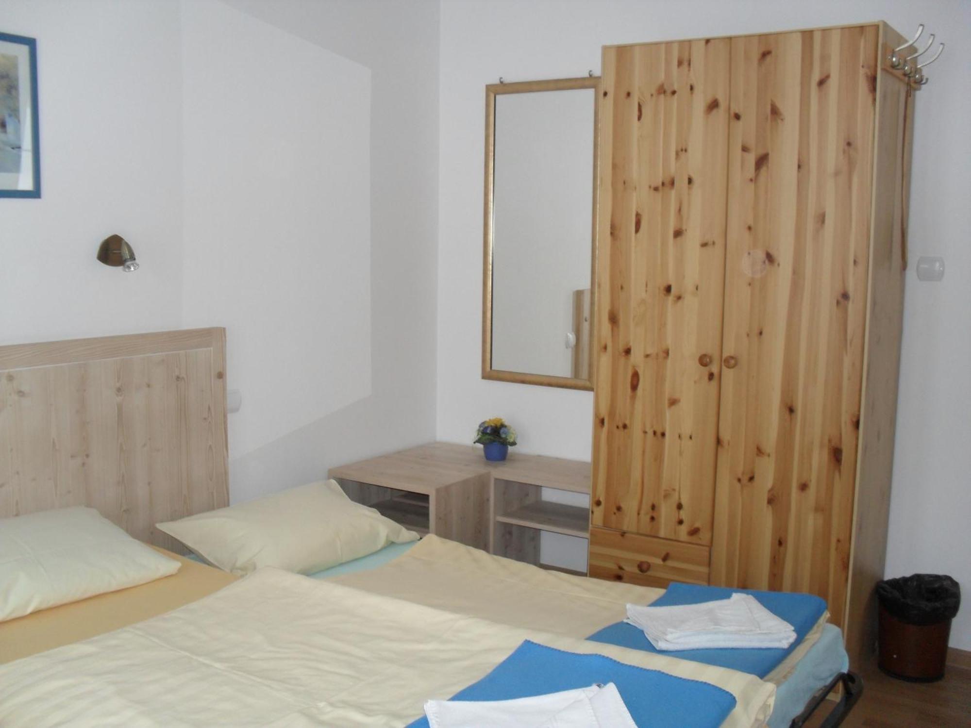Dworek Leba I Domki Ranczo Itrich Habitación foto