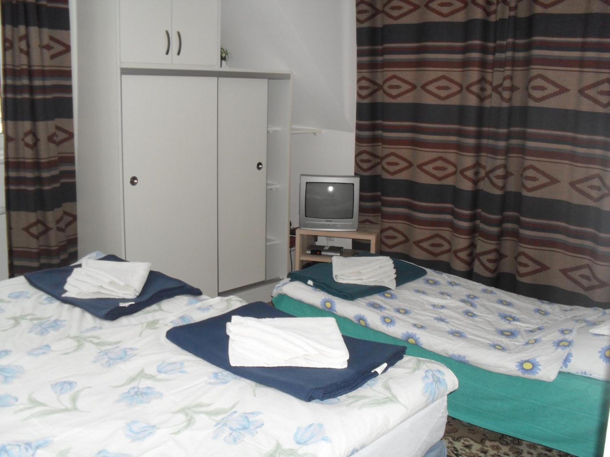 Dworek Leba I Domki Ranczo Itrich Habitación foto